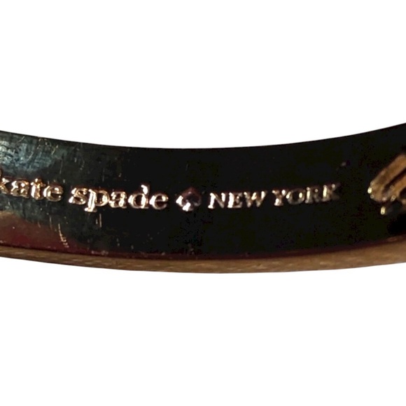 Kate Spade Spot The Spade Studded Hinged Bangle Rose Gold 2087. - Picture 5 of 6